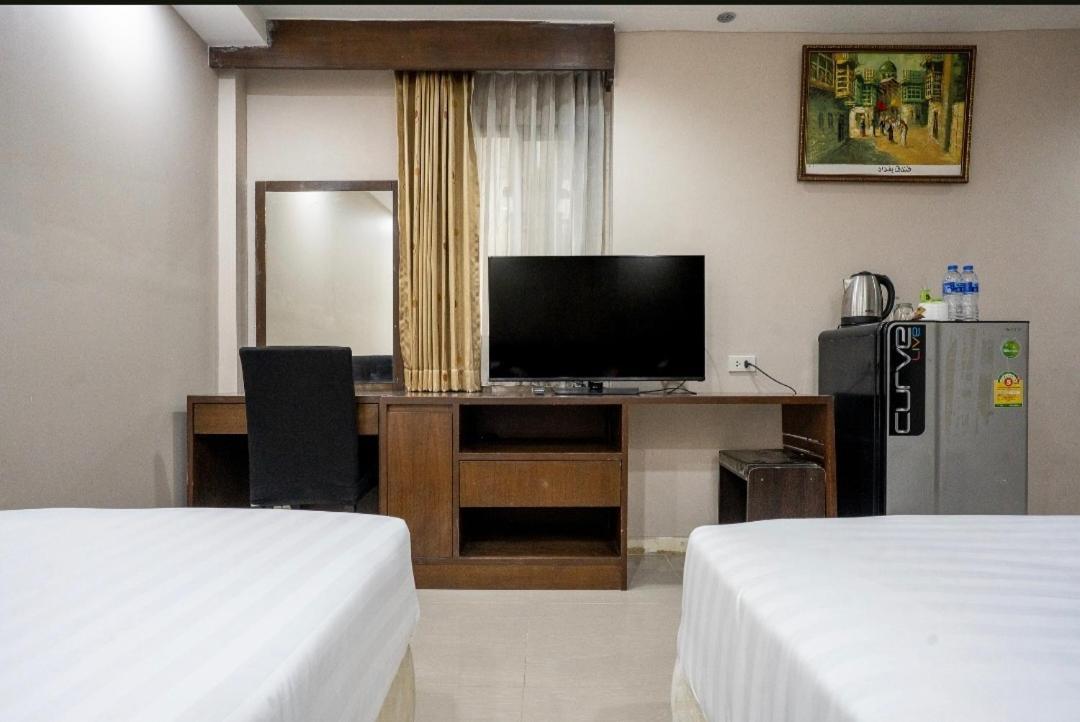 Iraqi Hotel Makkasan Buitenkant foto