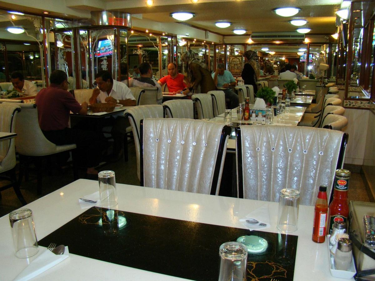 Iraqi Hotel Makkasan Buitenkant foto