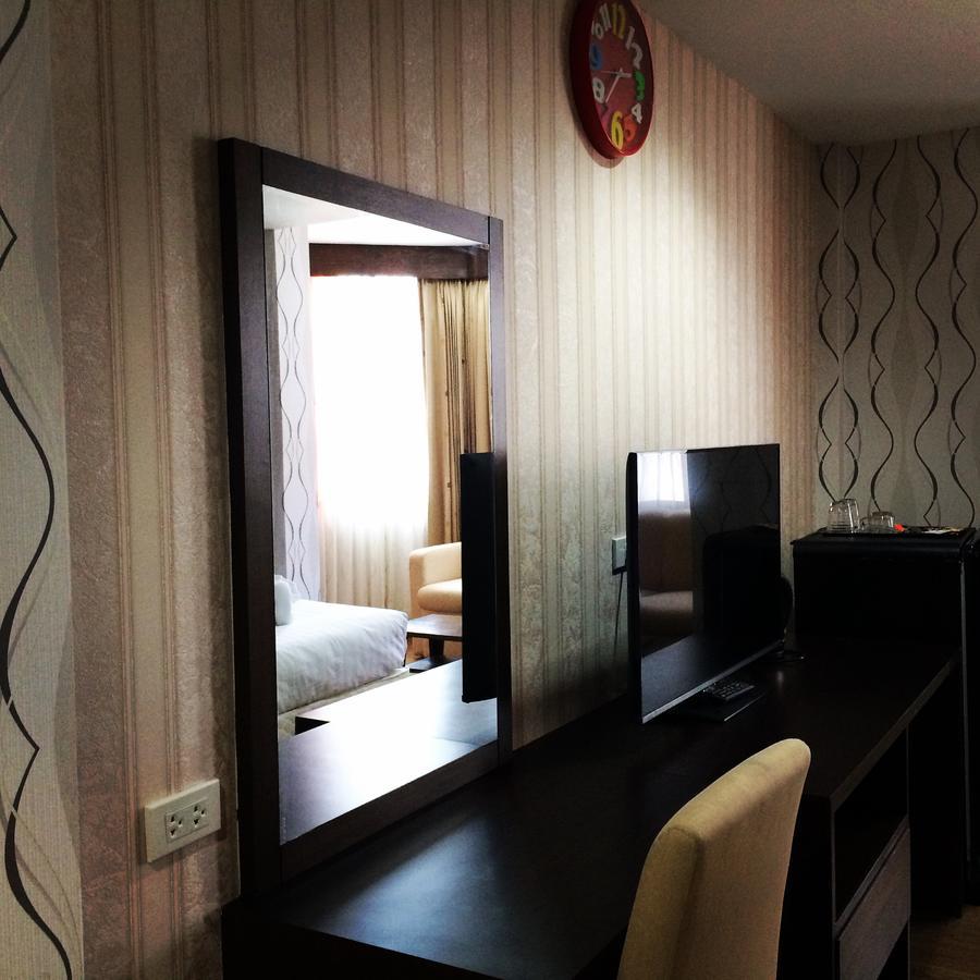 Iraqi Hotel Makkasan Buitenkant foto