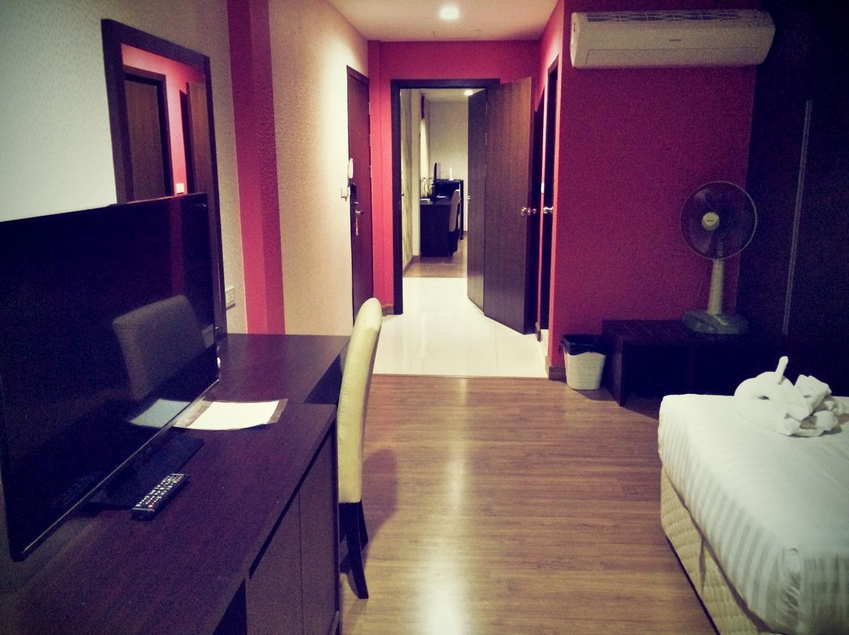 Iraqi Hotel Makkasan Buitenkant foto